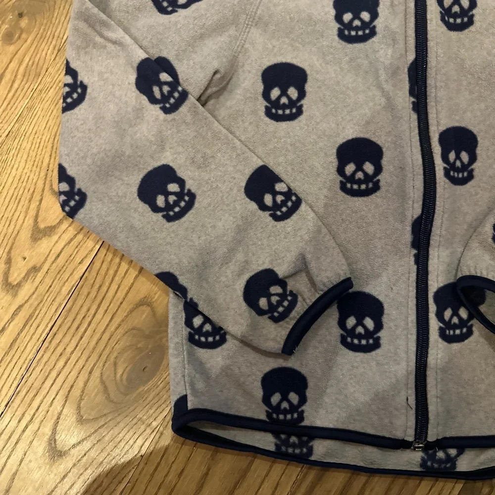 ✨5/$30✨Kids Skull Print Fleece Jacket - Gray size 6/7 - Picture 3 of 7